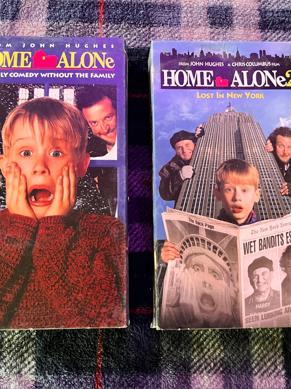 Home Alone & Home Alone 2 VHS Tape Lot - Red, Purple, Blue Covers
